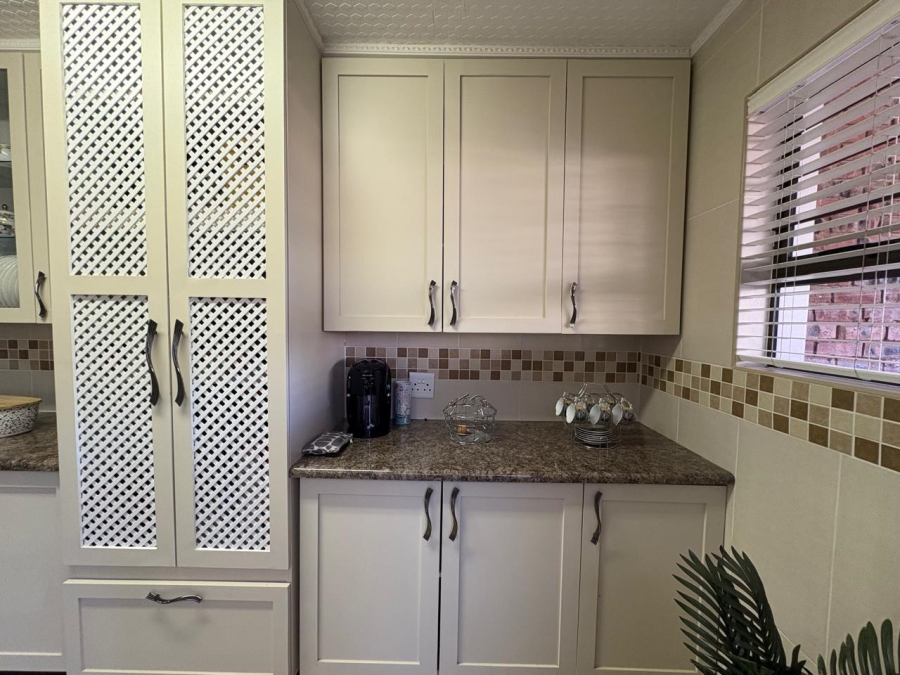 3 Bedroom Property for Sale in Seemeeupark Free State